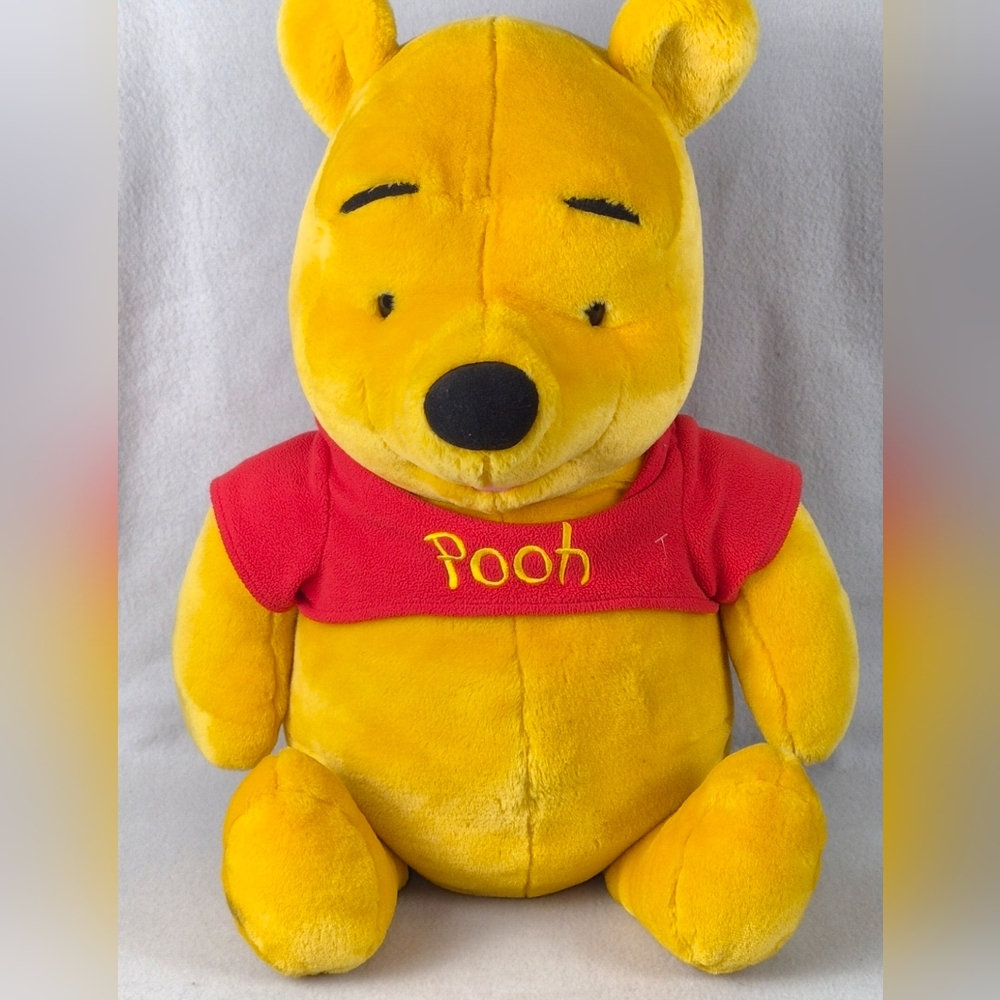Giant Jumbo Fisher-Price Disney Talking Winnie the Pooh I Talk! Plush Bear – 28"